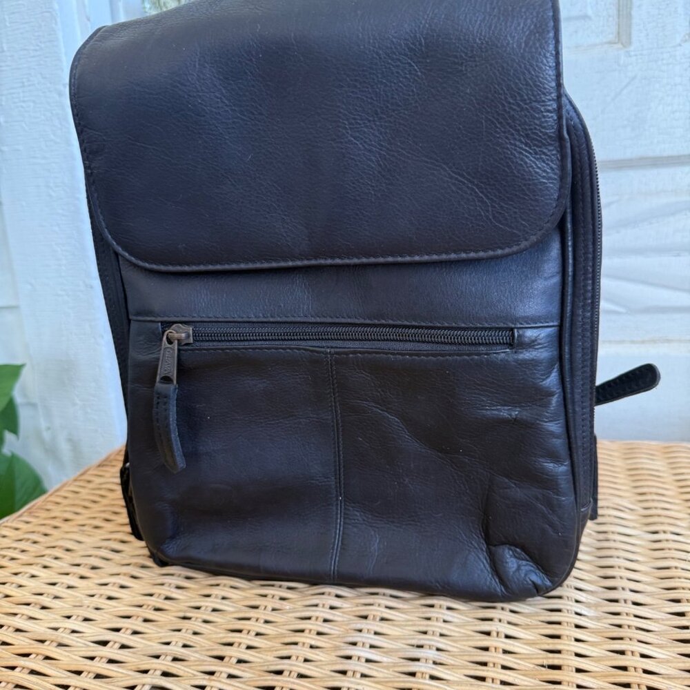 Clava Black Leather Backpack Medium Adjustable Straps Front Zip Pocket Durable D
